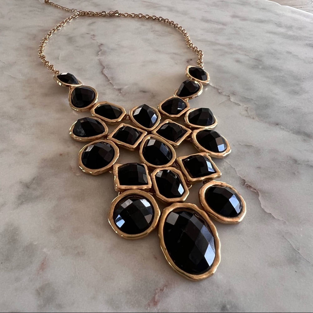 NWOT Black and Gold Drop Cocktail Necklace - 20”